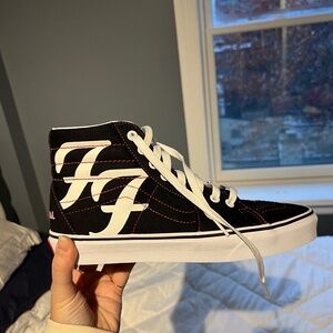 Foo Fighters 25th Anniversary Vans - 8.5 Mens / 10 Womens
